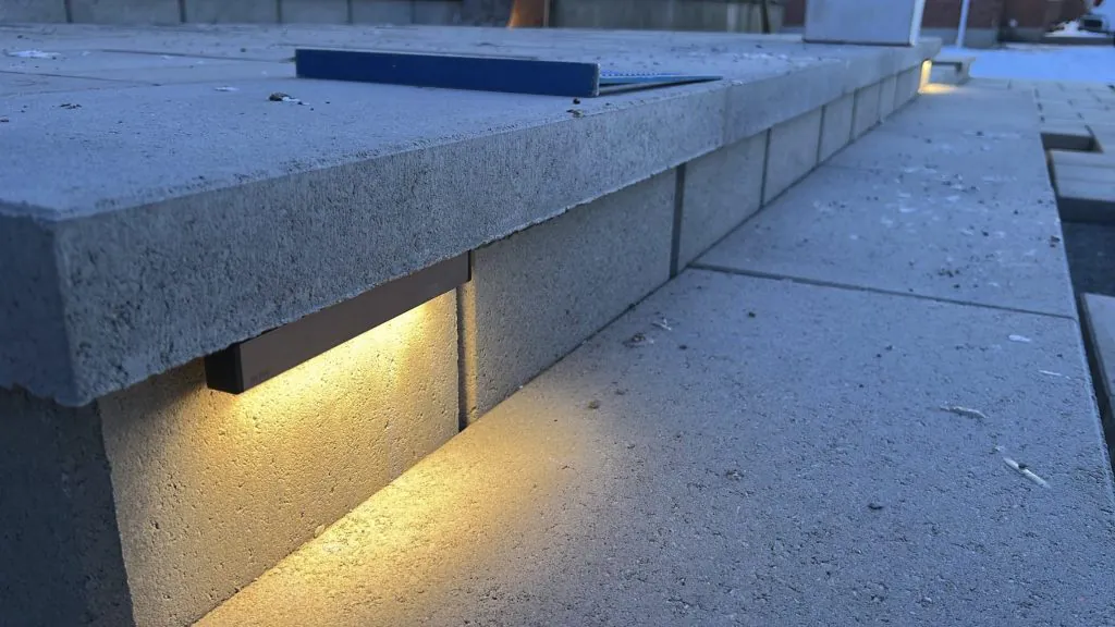 Ardisan hardscaping