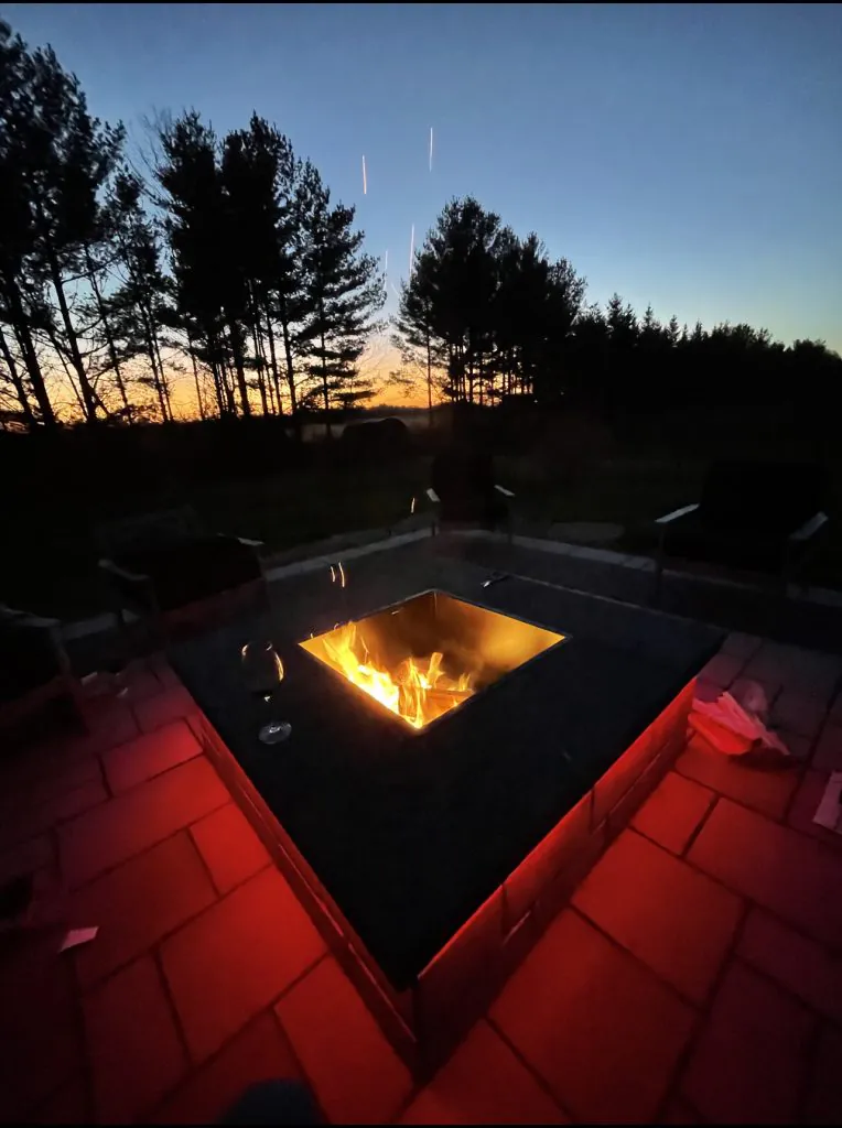 Ardisan hardscaping
